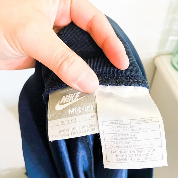 ☀️ NIKE Navy Blue Running Athletic Shorts Medium Workout Casual Cute Retro Chic - Picture 4 of 4